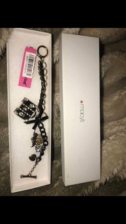 New betsy Johnson charm bracelet