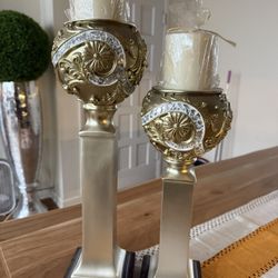 2 Beautiful Candle Holders With Candles. 