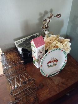 Bundle kitchen decor