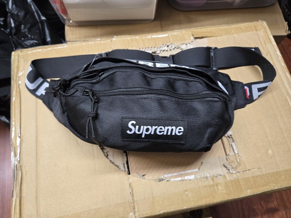 Supreme Fanny Bag $25