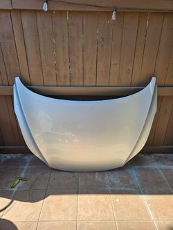 Hyundai Elantra Hood