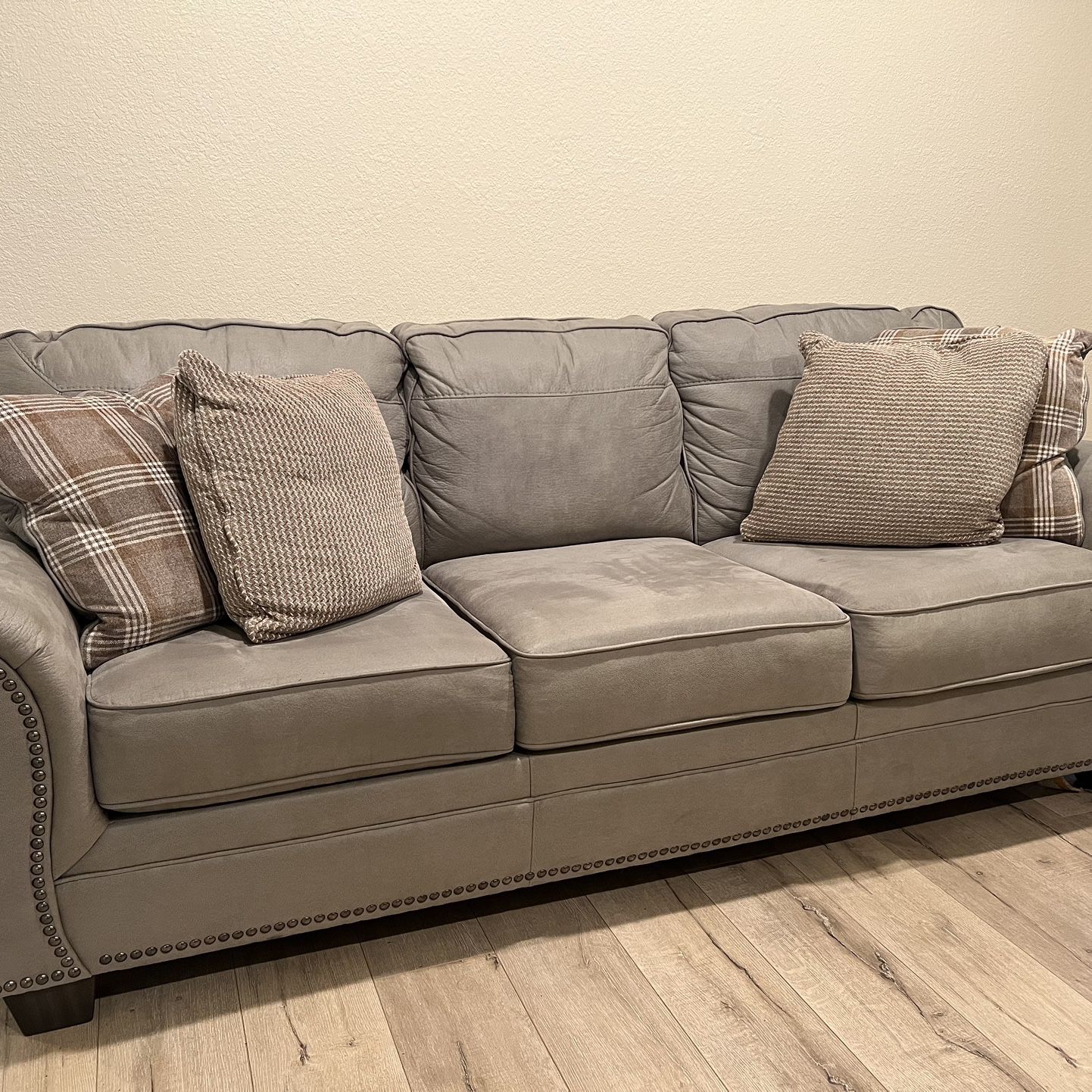 Couch Set With Sleeper