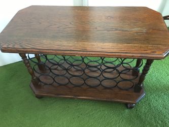 Wine rack table