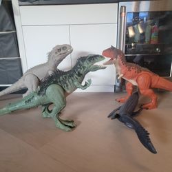 Jurassic World Dominion Super Colossal Giganotosaurus Dinosaur Park Toy 40” Long