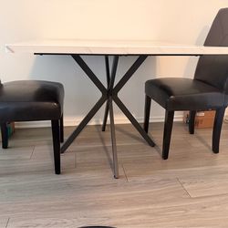 Modern Dining Table With Chairs