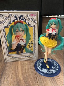 Hatsune miku collectible figure