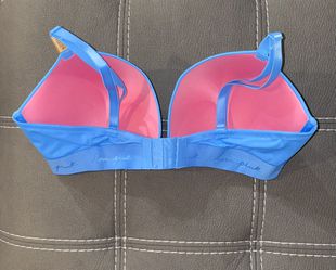 New Victoria Secret PINK Bra 38DD Wear Everywhere Super Push Up Blue for  Sale in Oro Valley, AZ - OfferUp