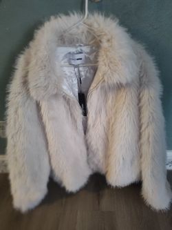 Fashion Nova Coat....✨💞