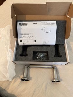 Delta Saylor Tissue Holder Brilliance Stainless Steel