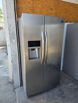 Frigidaire Refrigerator