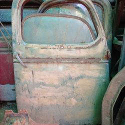 1946 chevy  truck doors