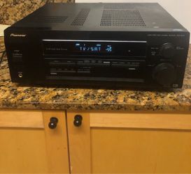 Pioneer VSX D-411 Receiver