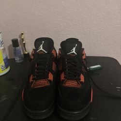 Jordan 4 Red Thunders