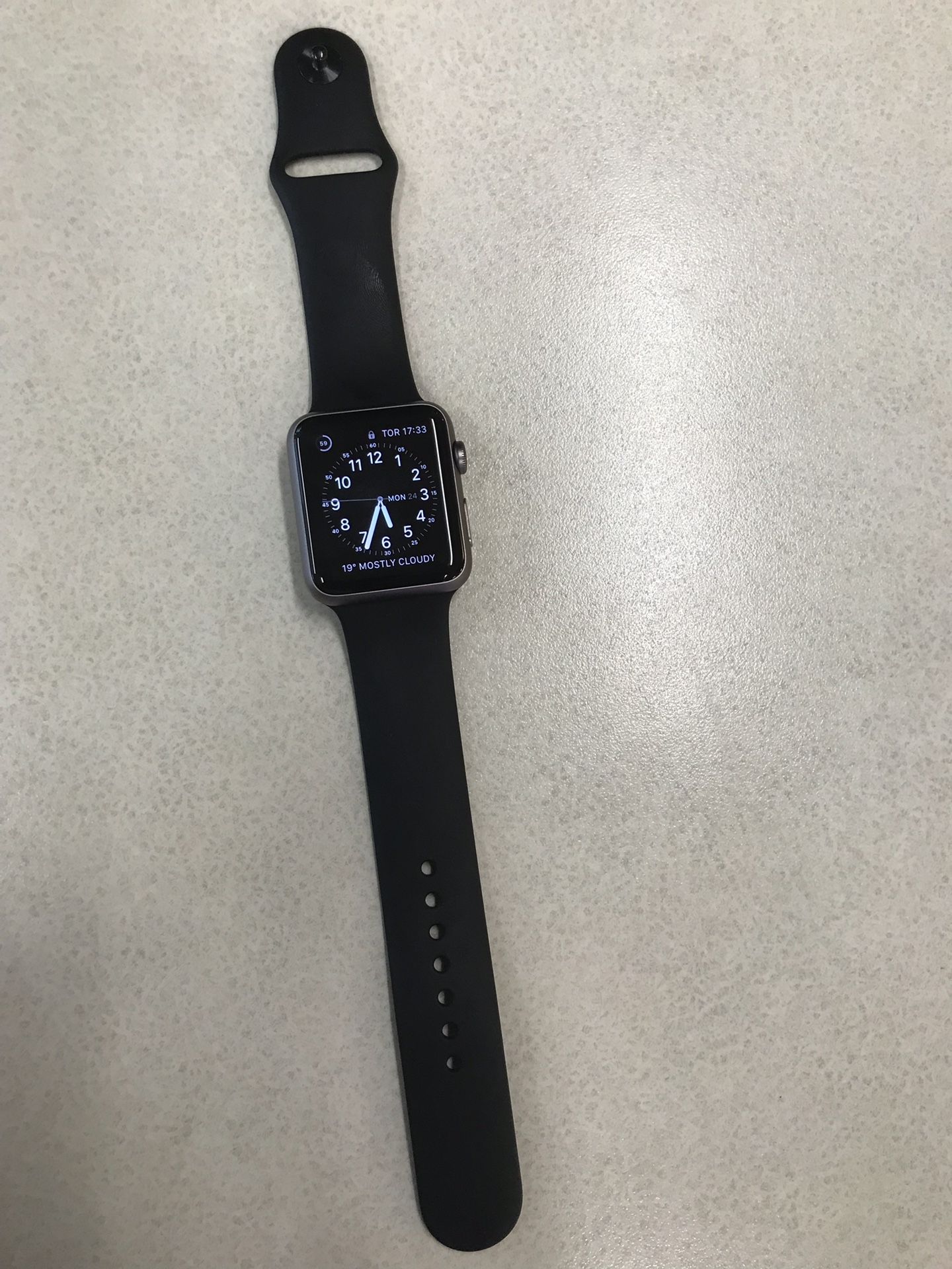 Série 1 Apple Watch with metal strap