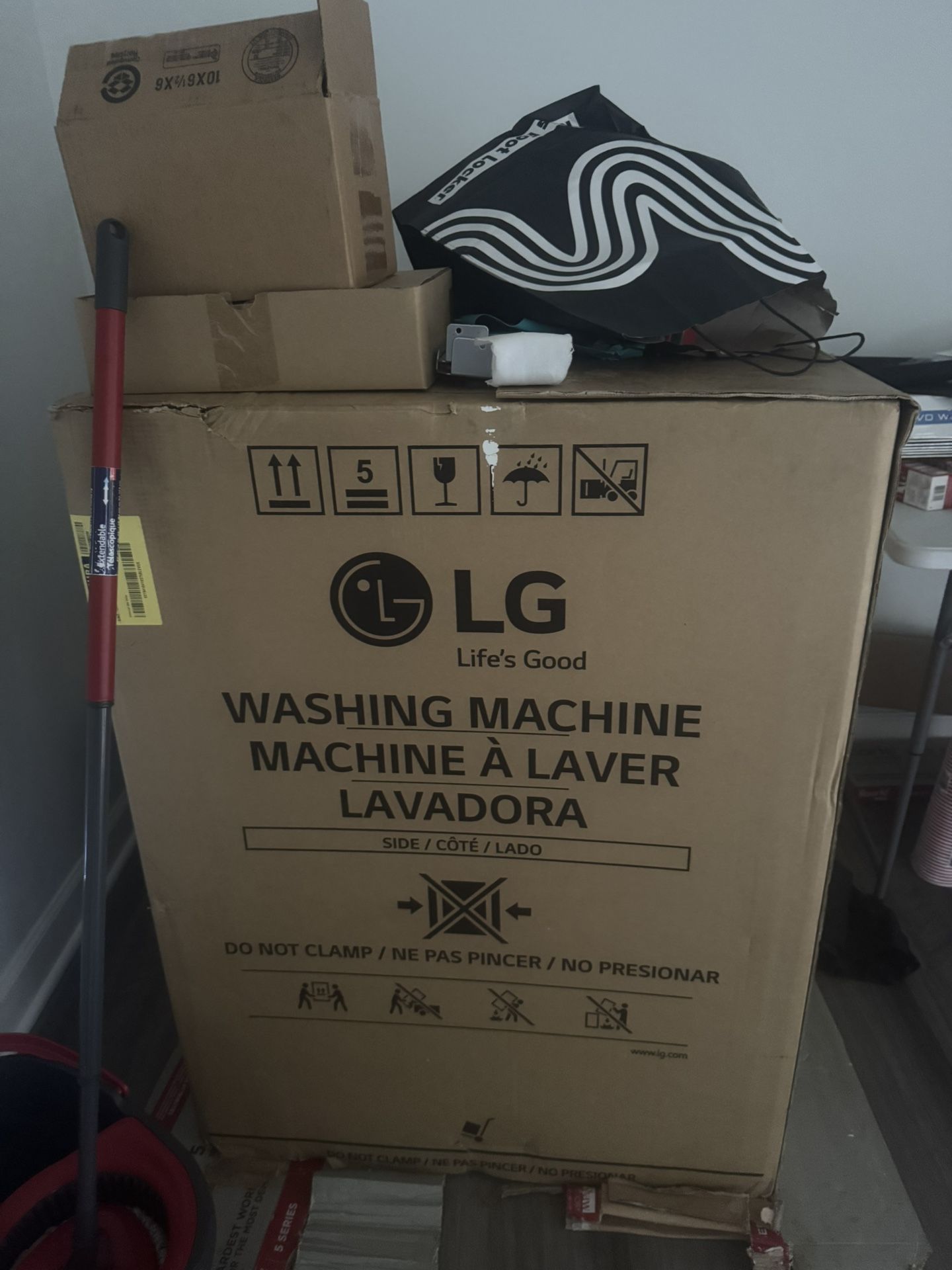Brand NEW (Washer And Dryer in One) Box Never Opened