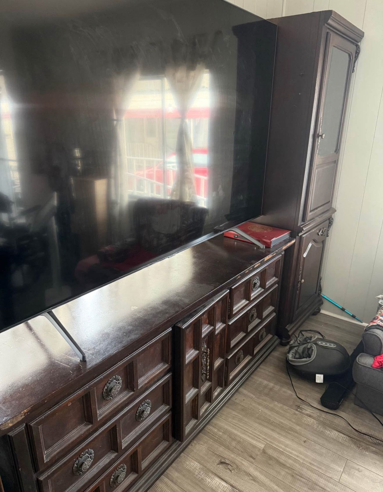 80 Inch Samsung TV