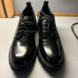 Madden Girl Platform Oxfords Size 11W