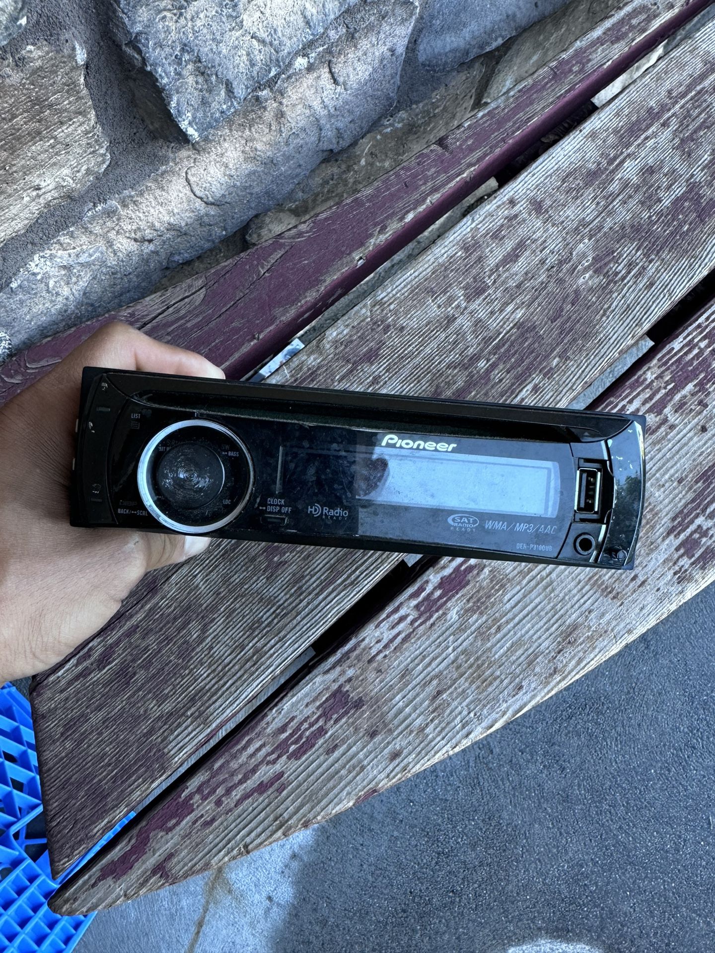 Stereos
