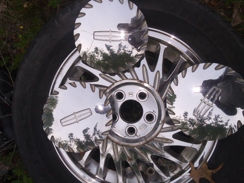 Lincoln Rims And Center Caps