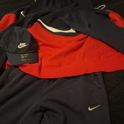 Nike Sweat Suit