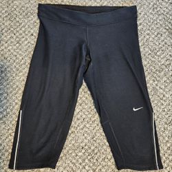 Nike Dri-Dri-fit Bike Shorts (Women's Small)