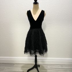 BCBGMAXAZRIA  BLACK DRESS