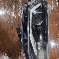 2016 Chevy Camaro Right Headlight