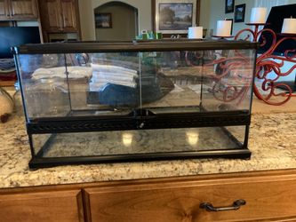 Reptile terrarium