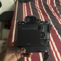 A7 3 with 6 batteries and Battery Grip