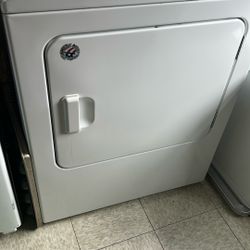 Amana Washer And Dryer 
