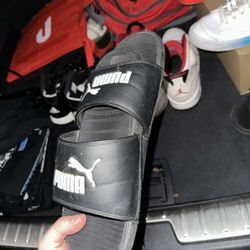 Puma Slippers Size 9