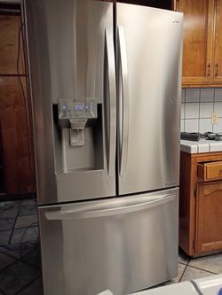 Refrigerator Refrigerator