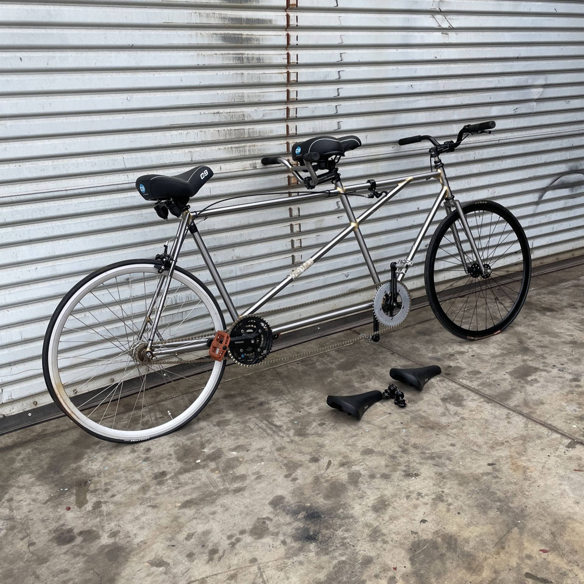 Livery Fixed Gear Tandem Bike 
