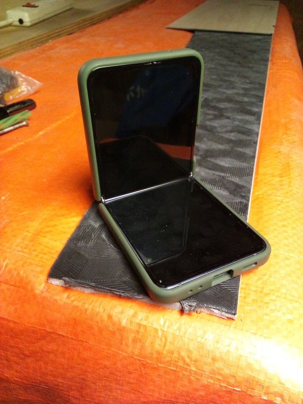 Samsung Z Flip 4 256gb