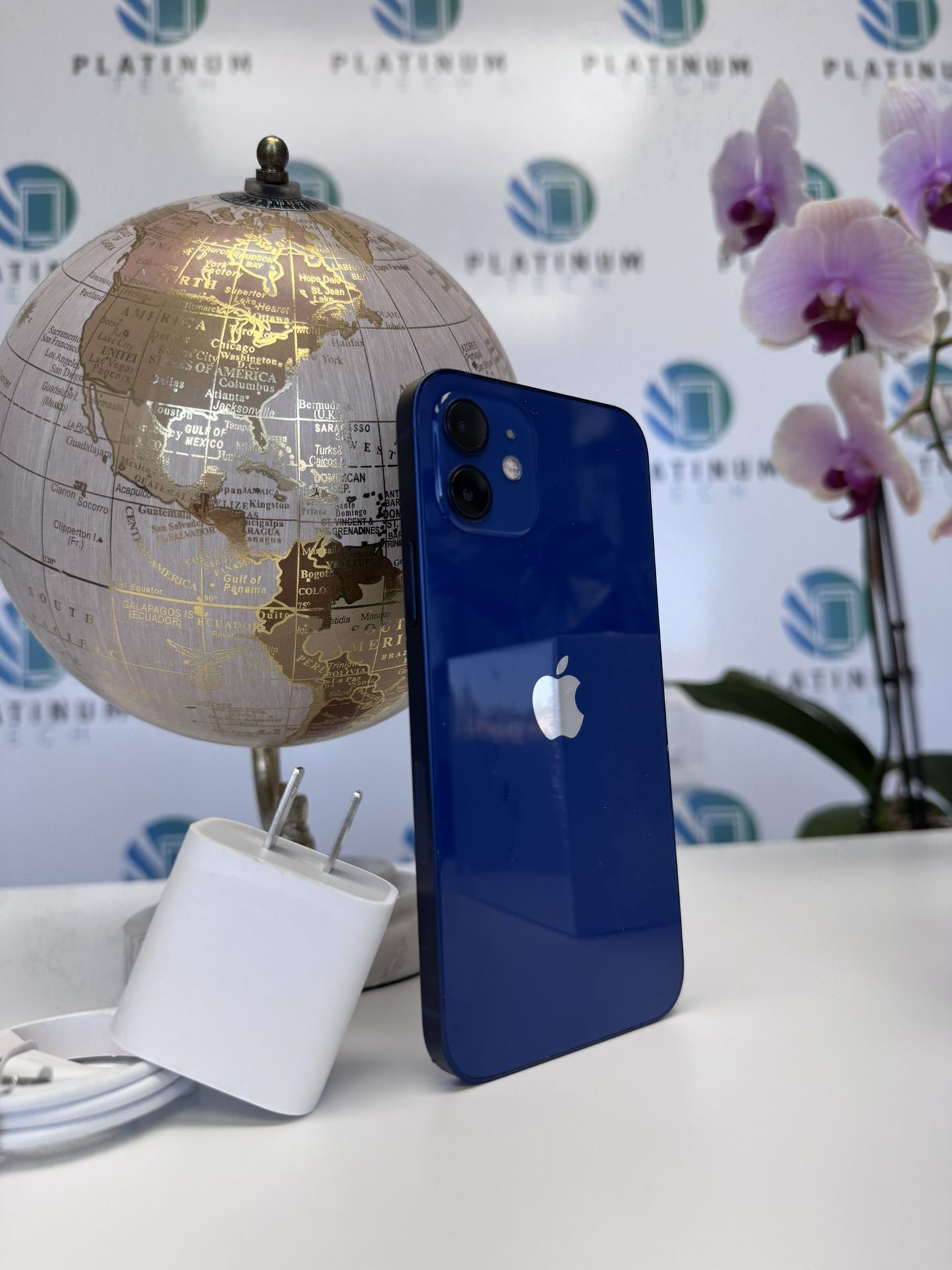 iPhone 12, Unlocked, 64 Gb, Blue, Good Battery Health, With Warranty $280