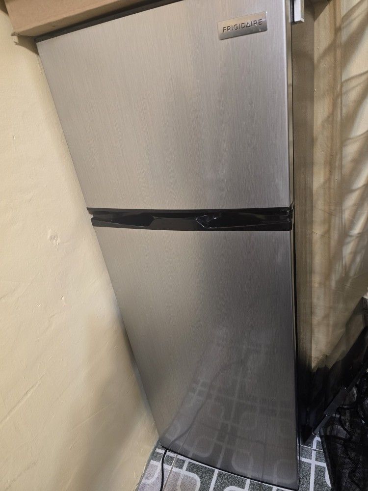 Refri 7.5 ft 