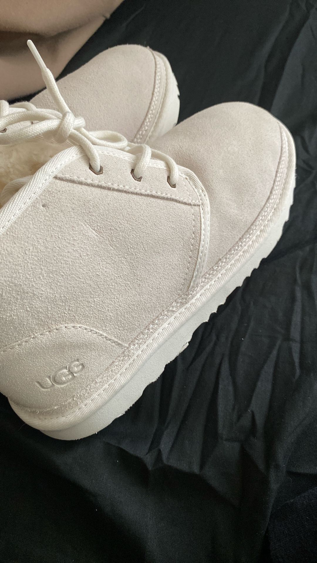 UGGS