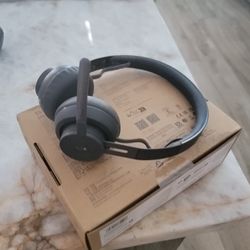 Logitech Wireless Headset Blue Tooth A0082