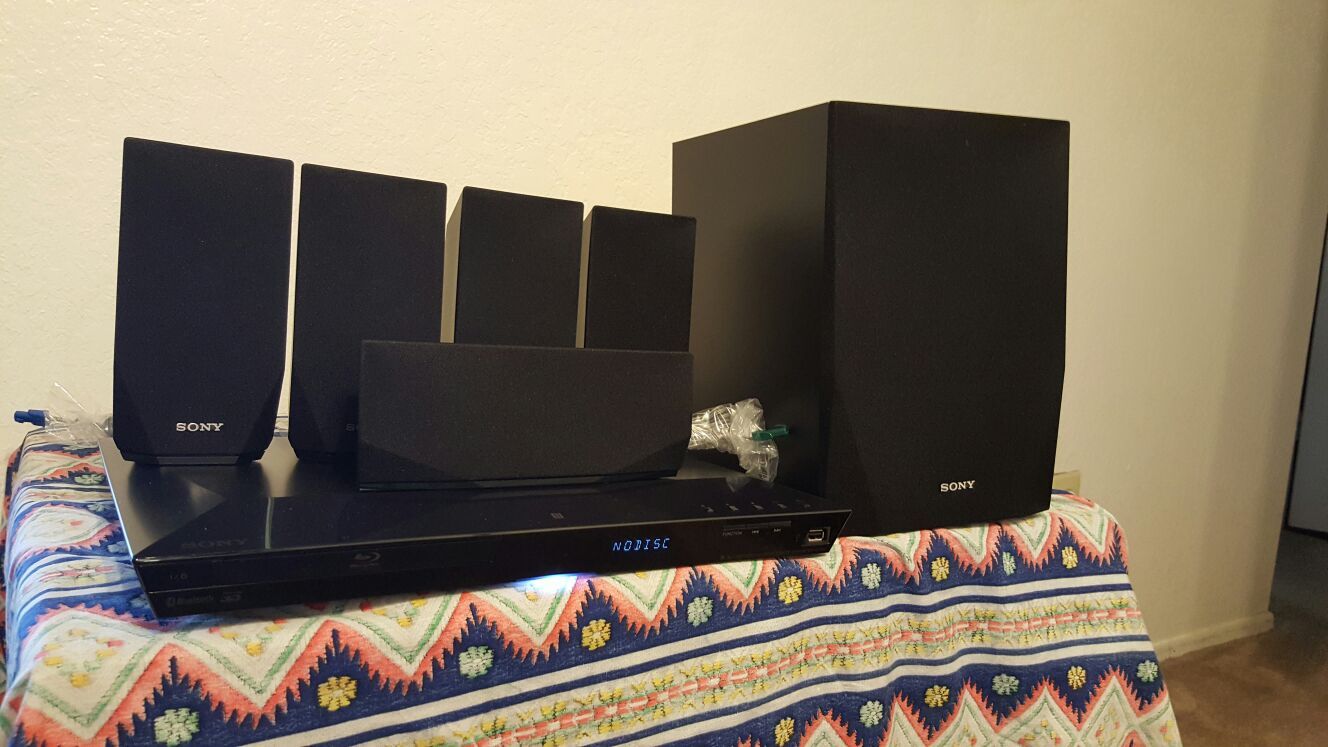 SONY BDV-E2100 3D SMART BLU-RAY HOMETHEATER SYSTEM REFURBISHED NO BOX PACKAGE BY BROWN BOX NO REMOTE CONTROL GOOD CONDITION LOOK NEW NO SCRATCHES