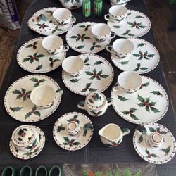Lefton's Vintage Christmas  China