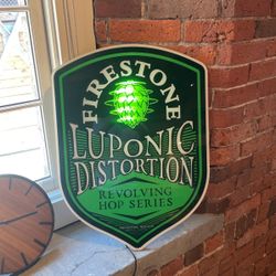 Beer Sign - Lights Up 