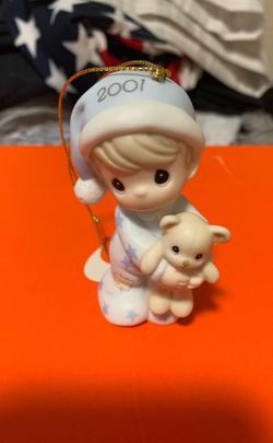 Precious Moments Ornament 2001