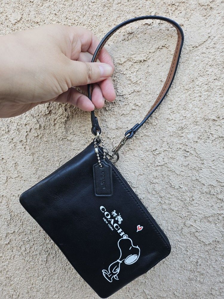 Coach Peanuts Wristlet