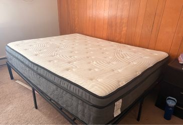 NEW Queen size twilight, 12 inch mattress with cover