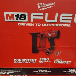 Milwaukee 18ga crown nailer tool only