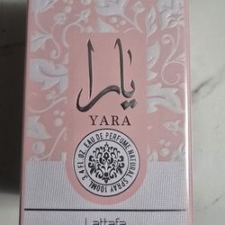 Lattafa Yara - Vanilla, Gourmand, Fruity, Floral - Eau de Parfum Long-Lasting Fragrance for Women, 3.40 Ounce / 100 ml