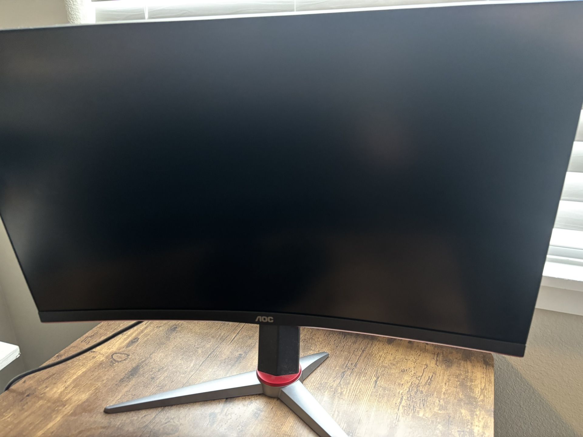 Aoc Monitor 27 inches 