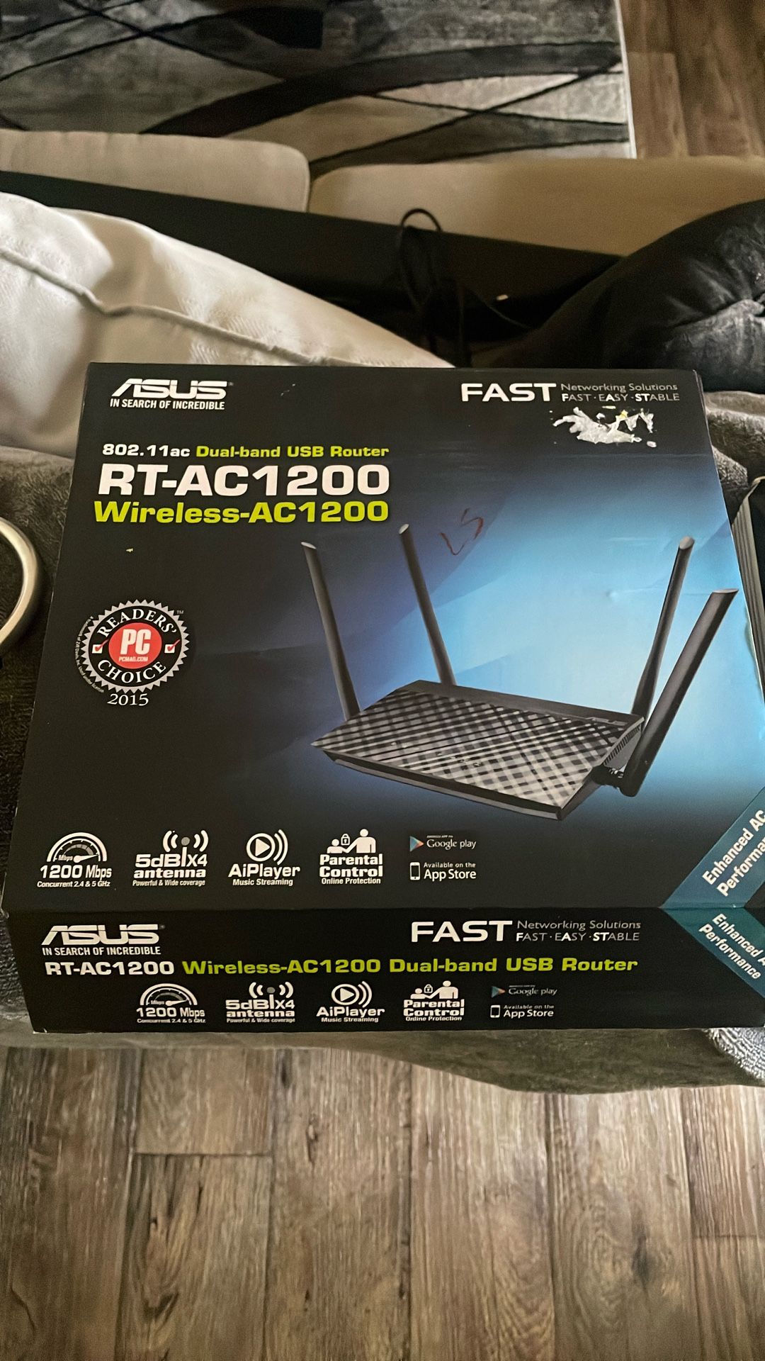 Asus RT AC 1200 Dual Band Router New In Box