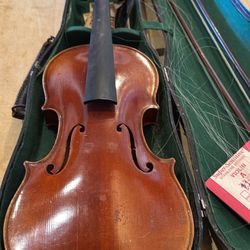 Old Vintage Violin 