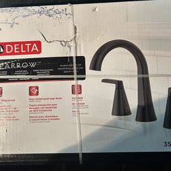 Sparrow Black Matte Black Widespread 2-handle WaterSense Mid-arc Residential Handle Bathroom Sink Faucet with Drain